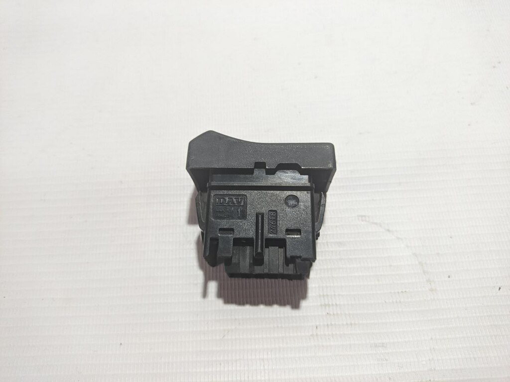 клавиша б/у - 2